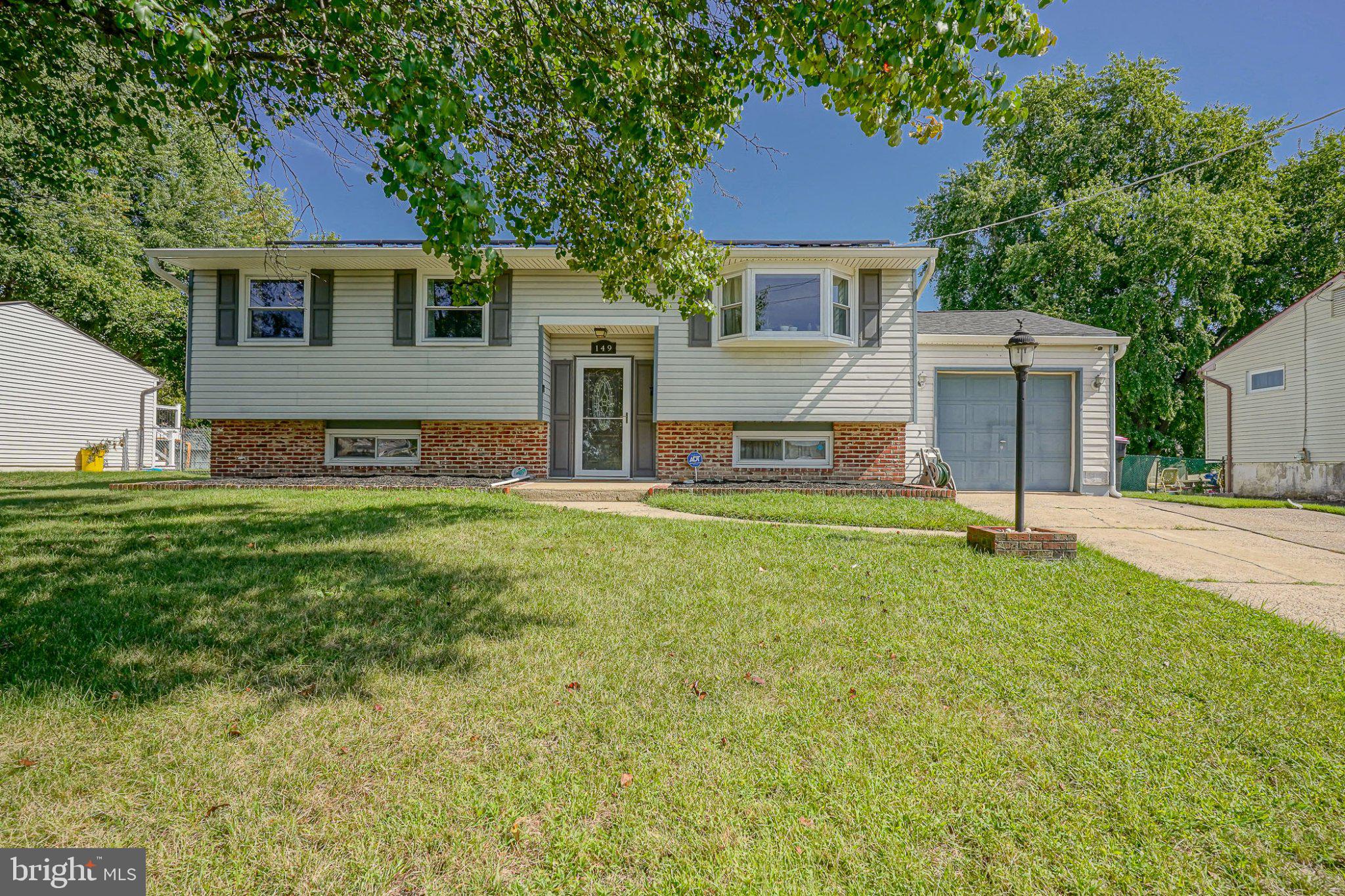 149 Kelly Driver Rd, Laurel Springs, NJ 08021