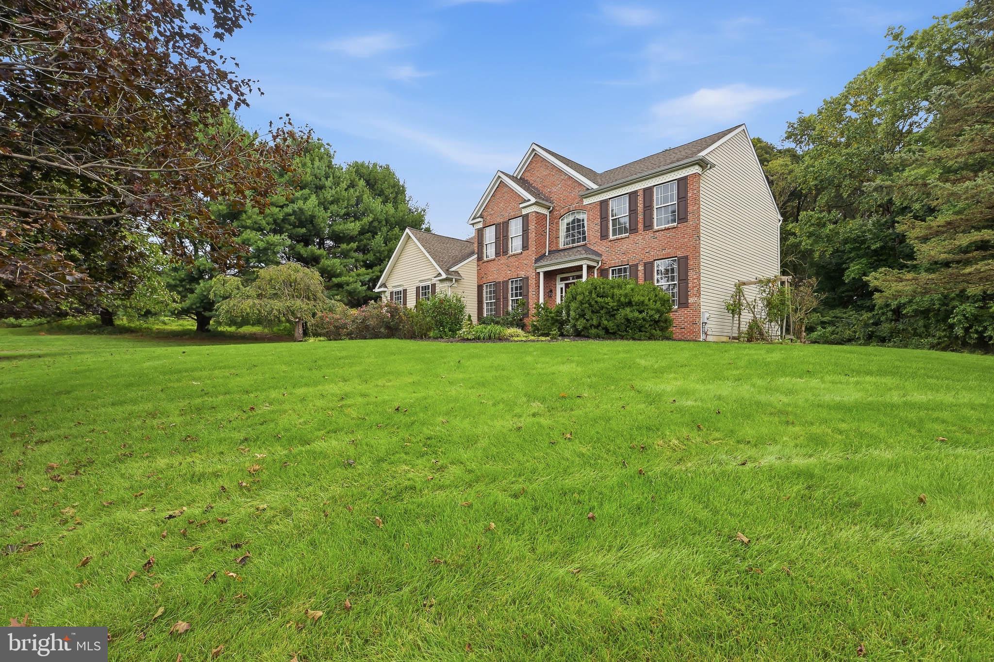 501 Falcon Dr, Kennett Square, PA 19348 photo
