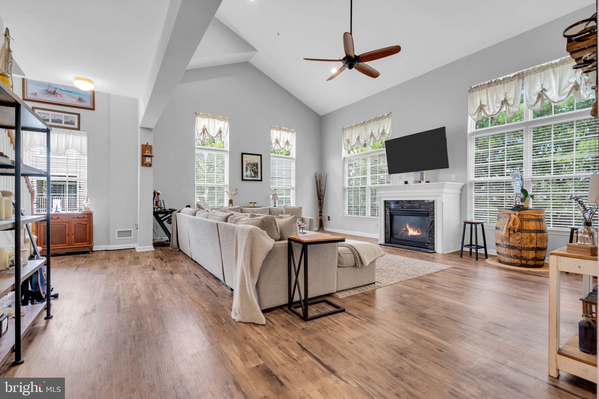 90 Bryce Ln #911, Manahawkin, NJ 08050 photo
