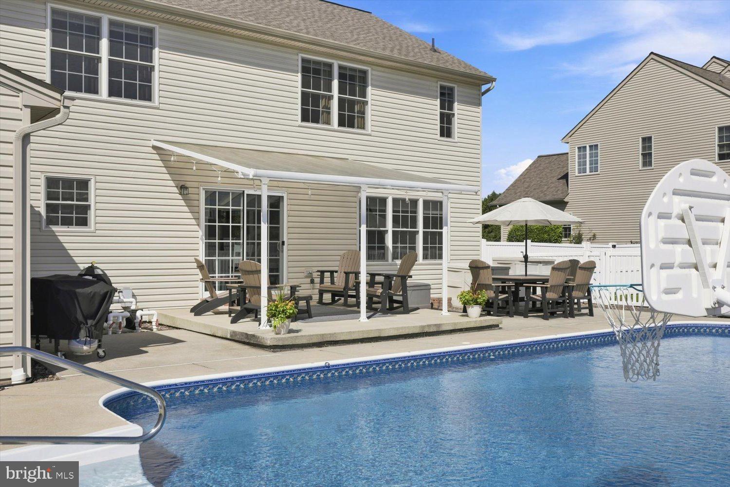 25 Lexington Dr, Annville, PA 17003 photo