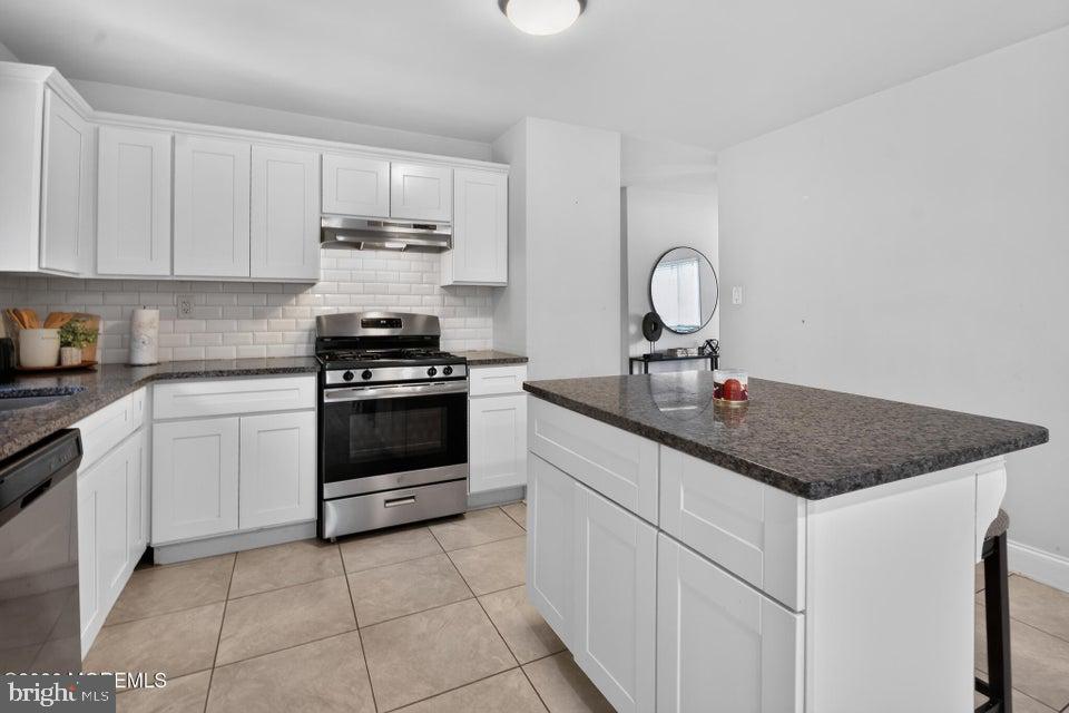555 Brookside Dr, Toms River, NJ 08753 photo