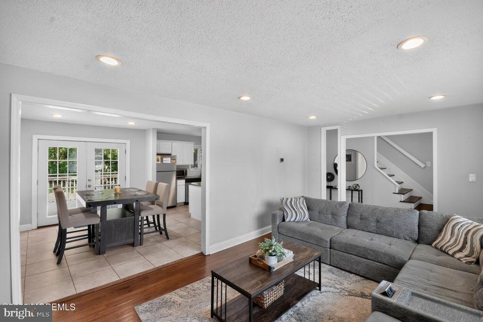 555 Brookside Dr, Toms River, NJ 08753 photo