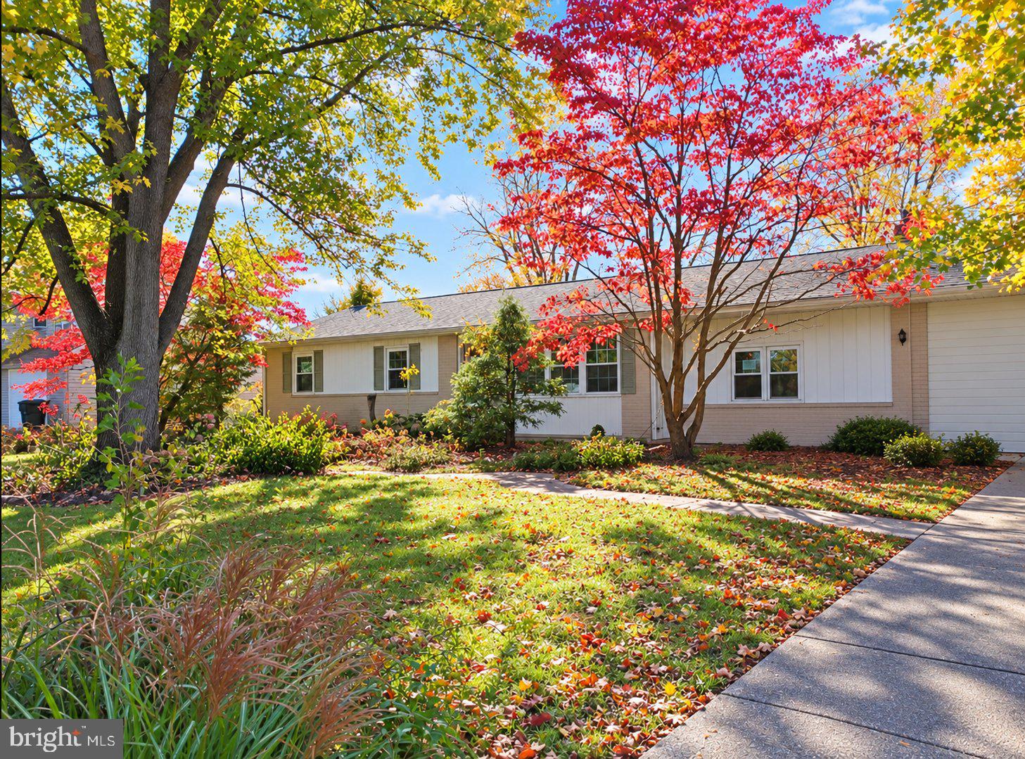 915 Sheffield Ave, Mechanicsburg, PA 17055