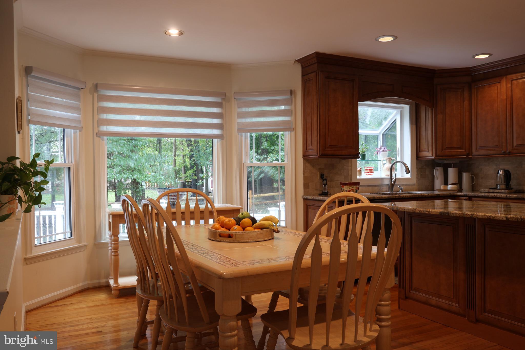 107 Bentley Dr, Mount Laurel, NJ 08054 photo