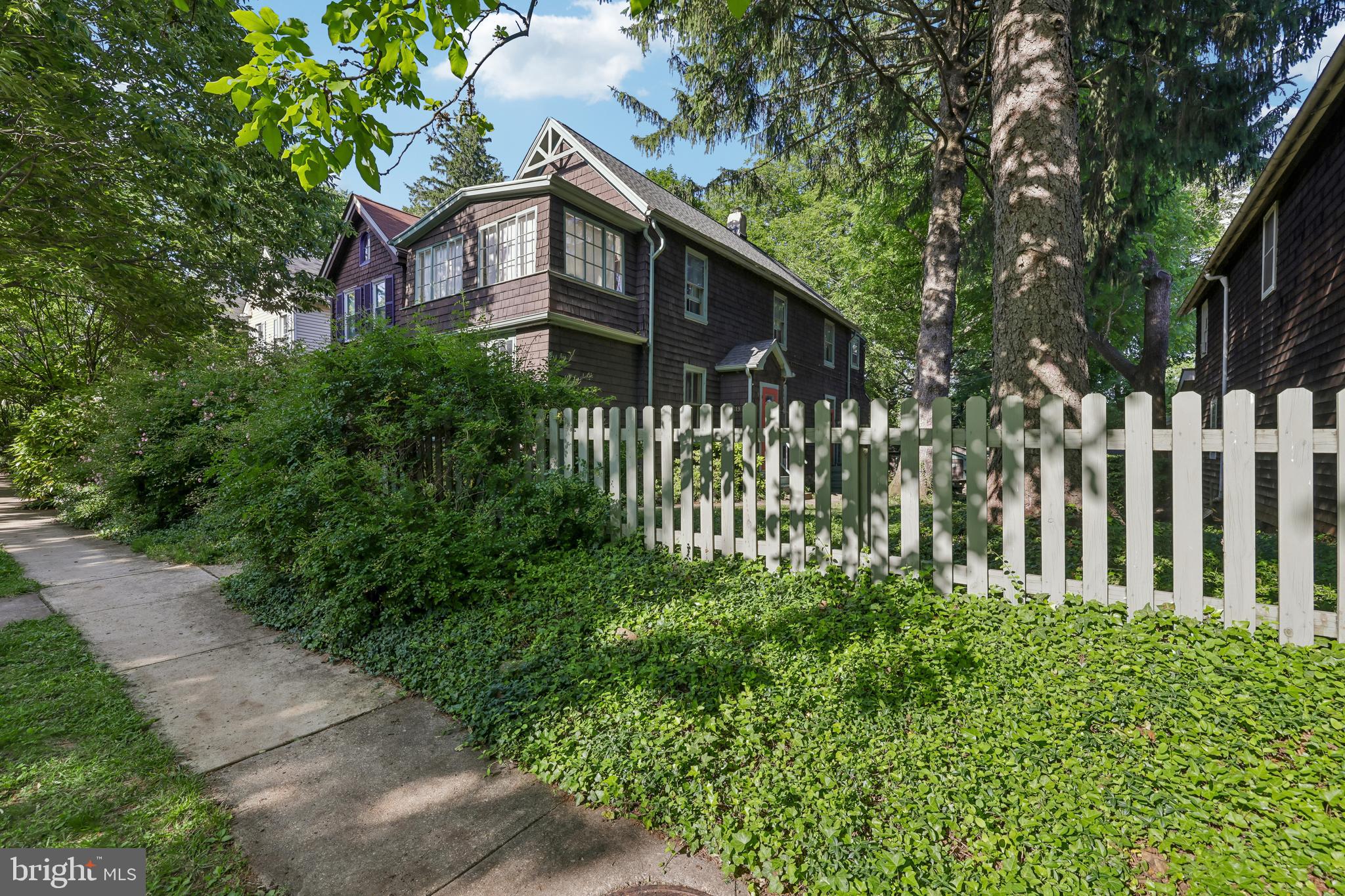 4619 Keswick Rd, Baltimore, MD 21210 photo
