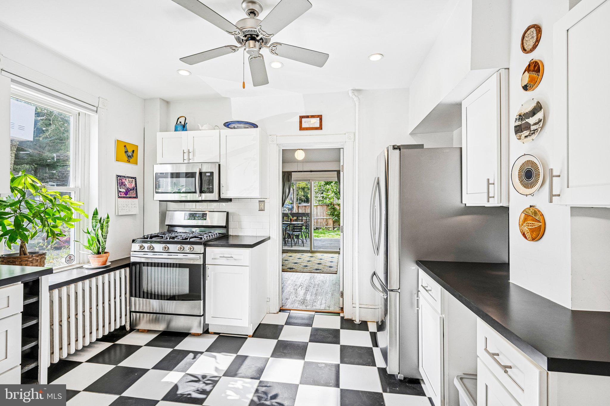 29 W Willow Grove Ave, Philadelphia, PA 19118 photo