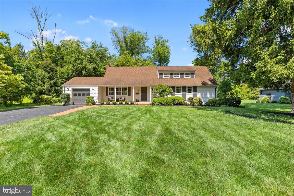 144 Sycamore Rd, Princeton, NJ 08540 photo