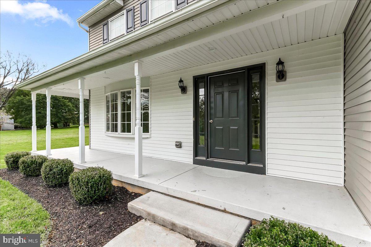 359 Woodcrest Rd, West Grove, PA 19390 photo