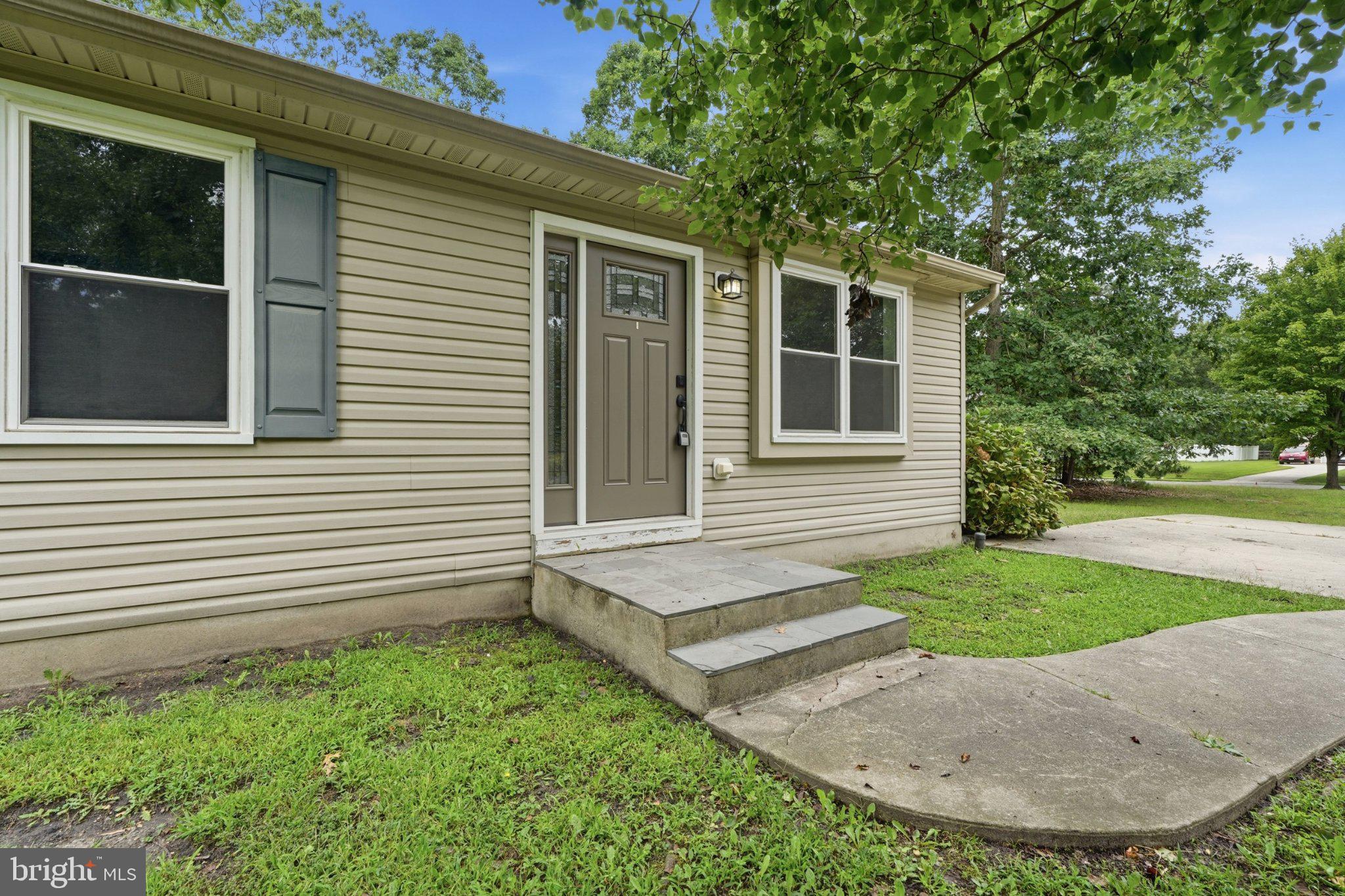 105 Mccurdy Ave, Franklinville, NJ 08322 photo