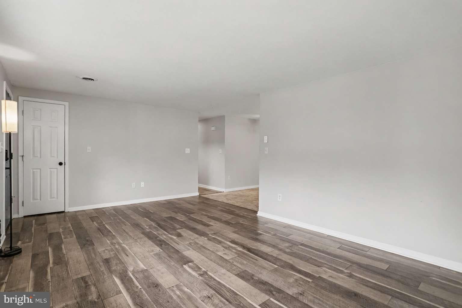 29 Chinkapin Dr, New Oxford, PA 17350 photo