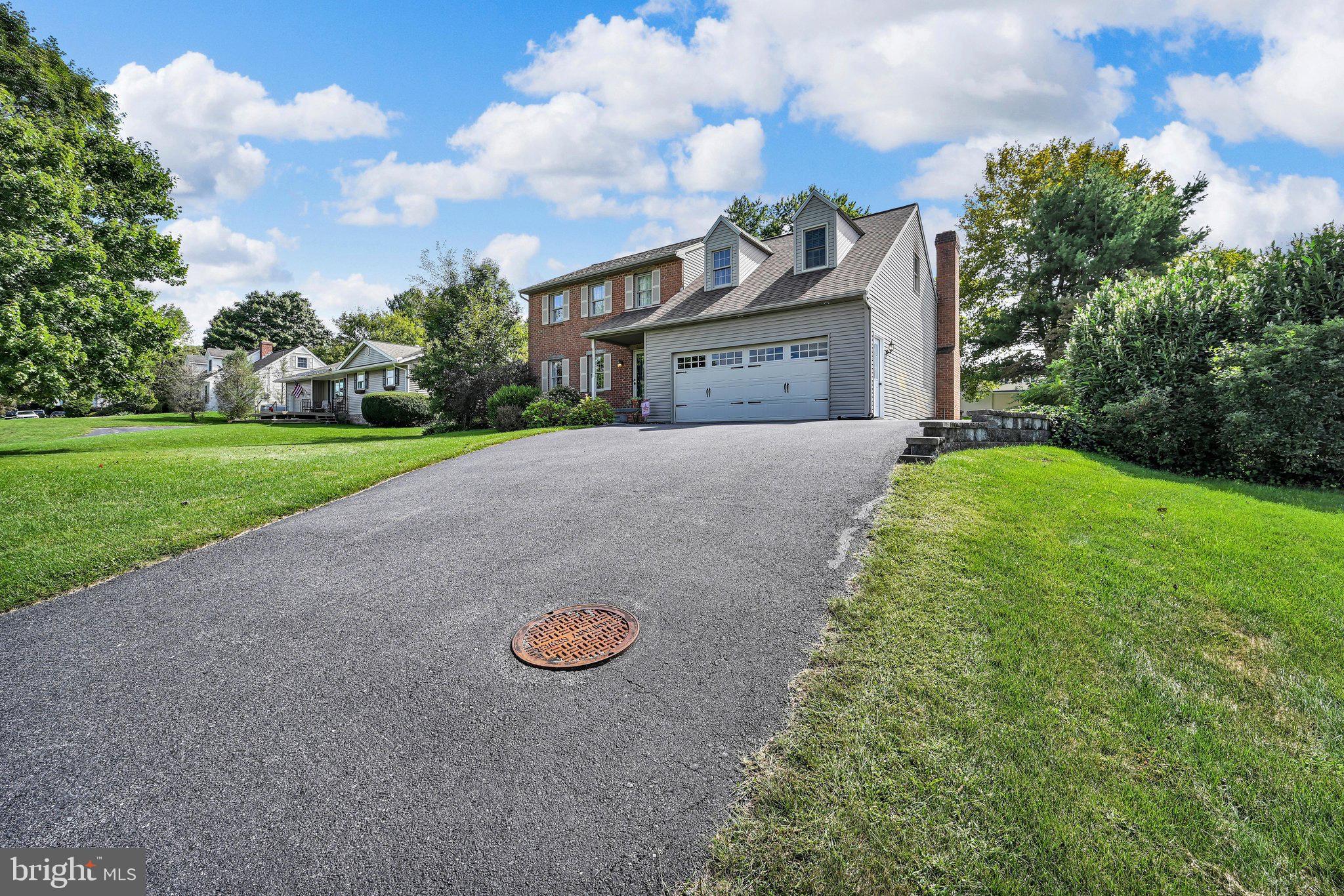690 W Church Rd, Ephrata, PA 17522 photo