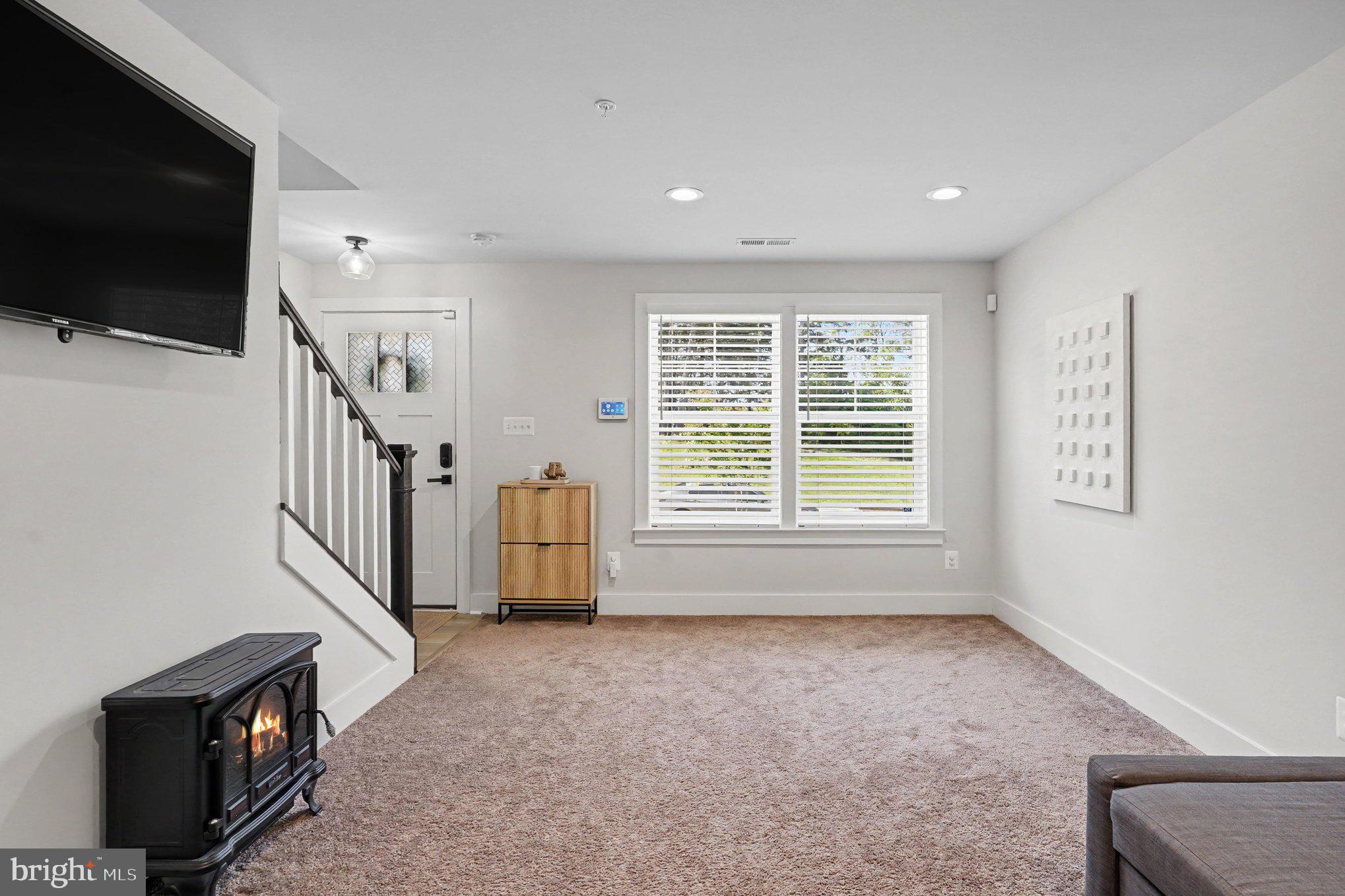 4306 Klosterman Ave, Baltimore, MD 21236 photo