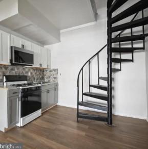 6616 Woodland Ave, Philadelphia, PA 19142 photo