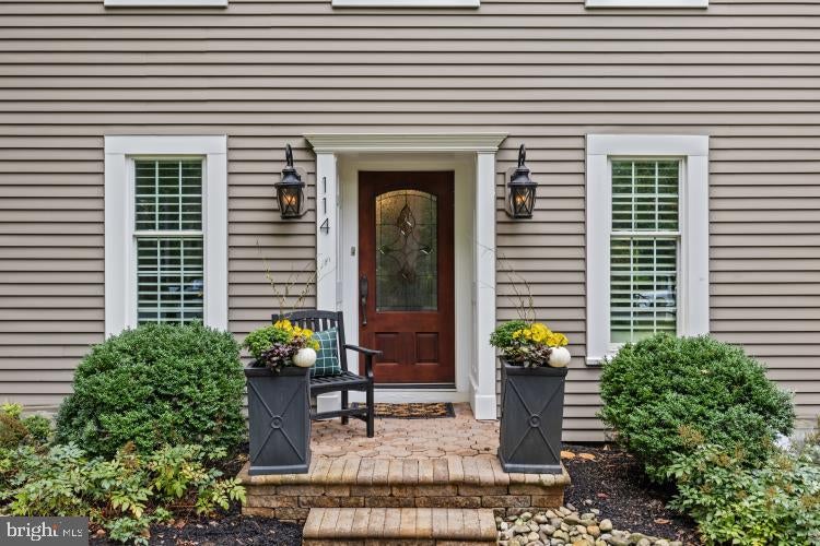 114 Laurel Ln, Mount Laurel, NJ 08054 photo