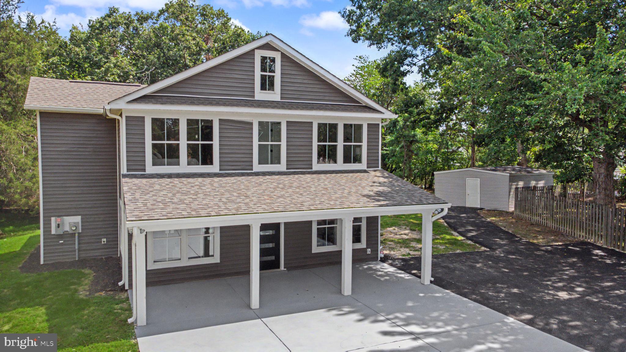 902 Washington Ave, La Plata, MD 20646