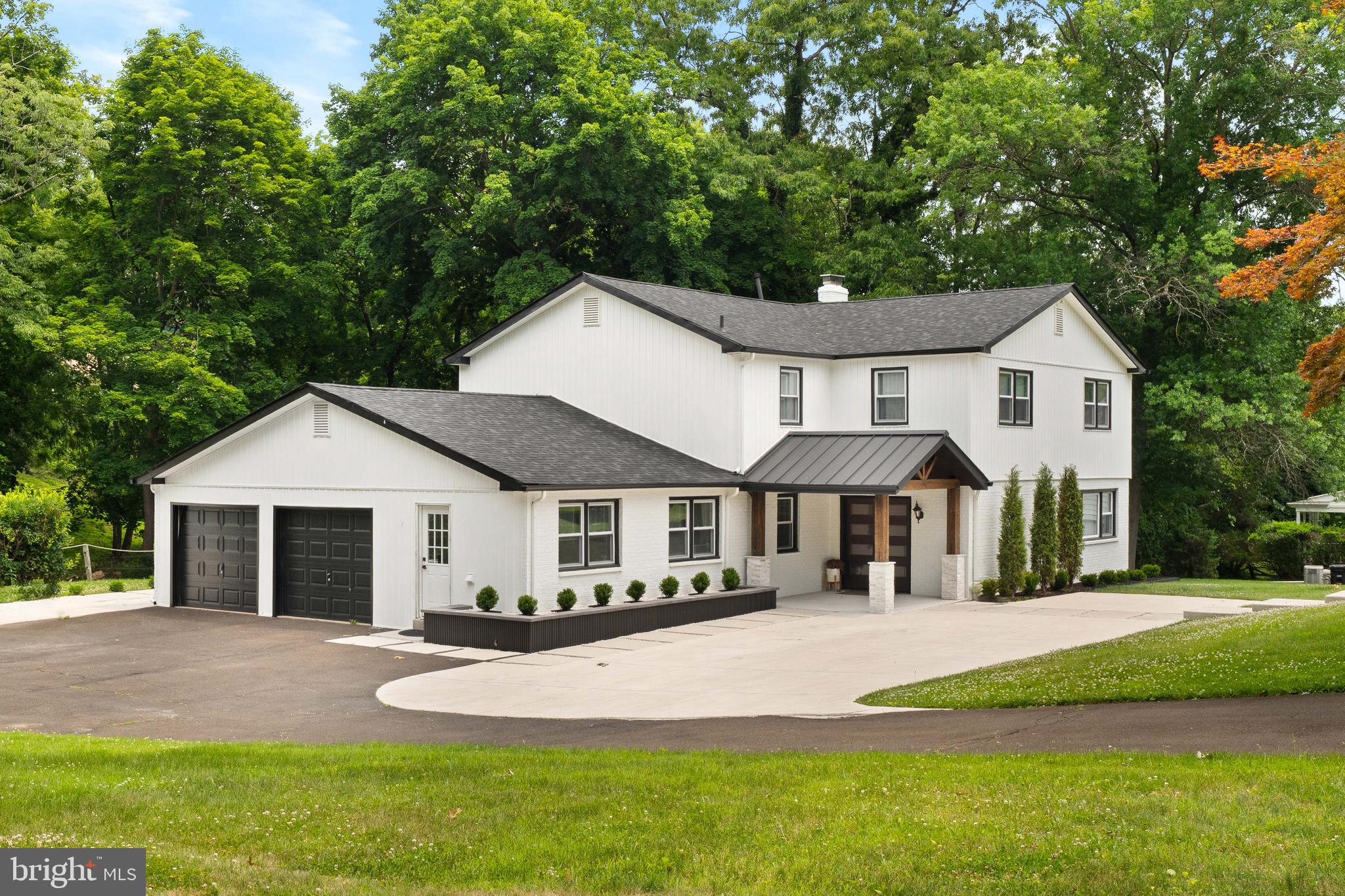 1269 Waller Dr, Huntingdon Valley, PA 19006 photo