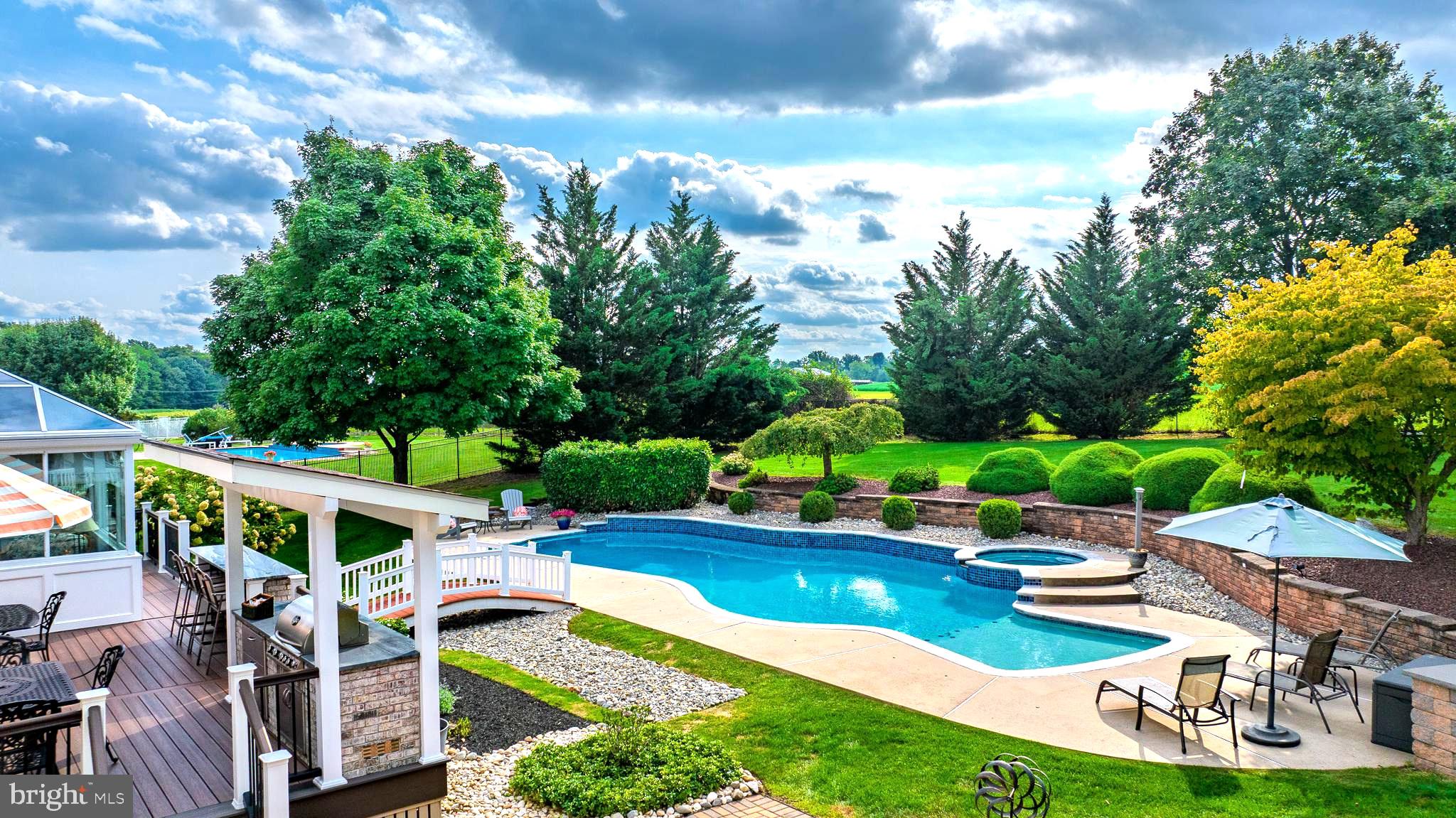 1429 Heather Ridge Dr, Newtown, PA 18940 photo