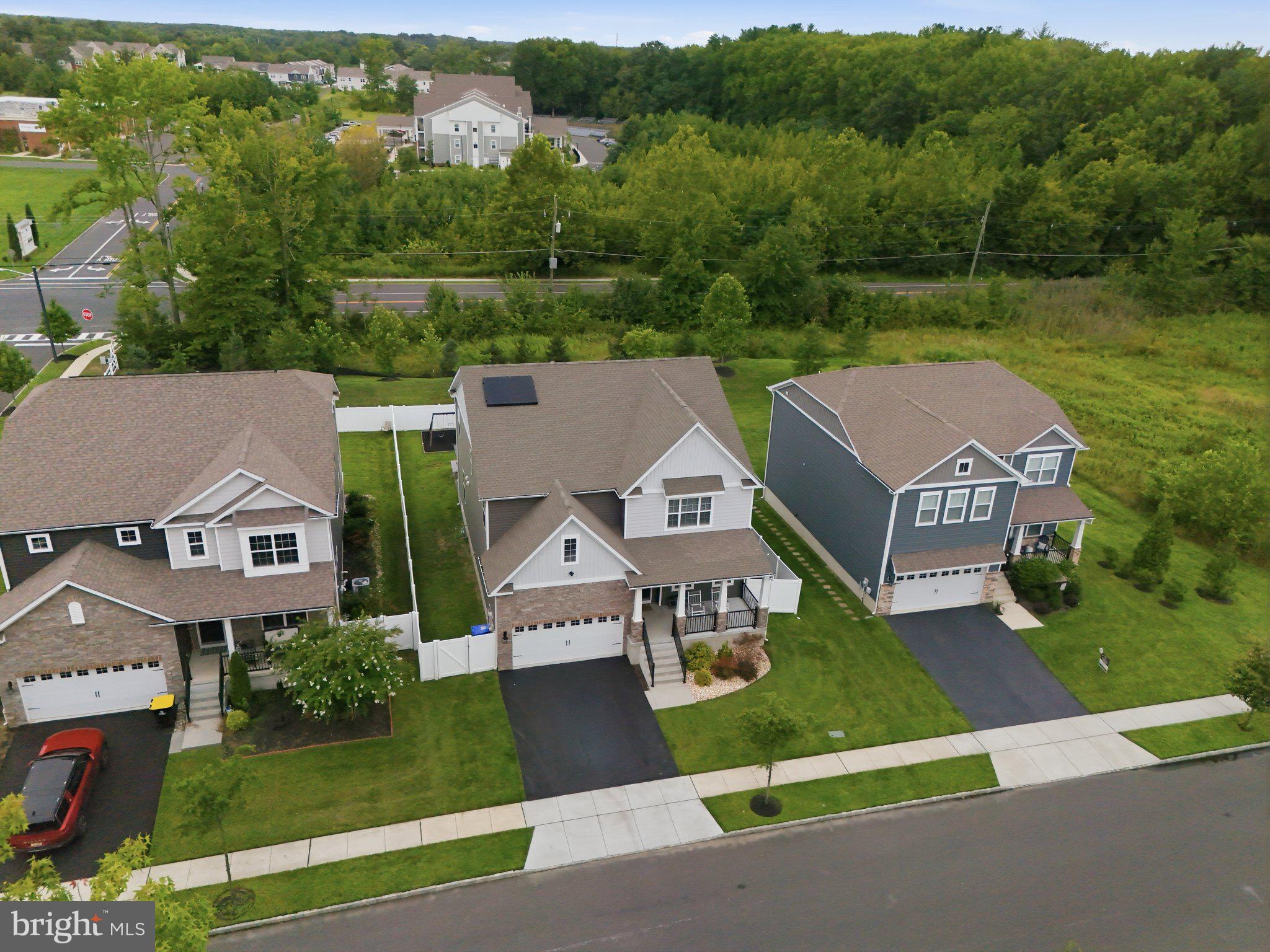 11 Westmont Dr, Medford, NJ 08055 photo
