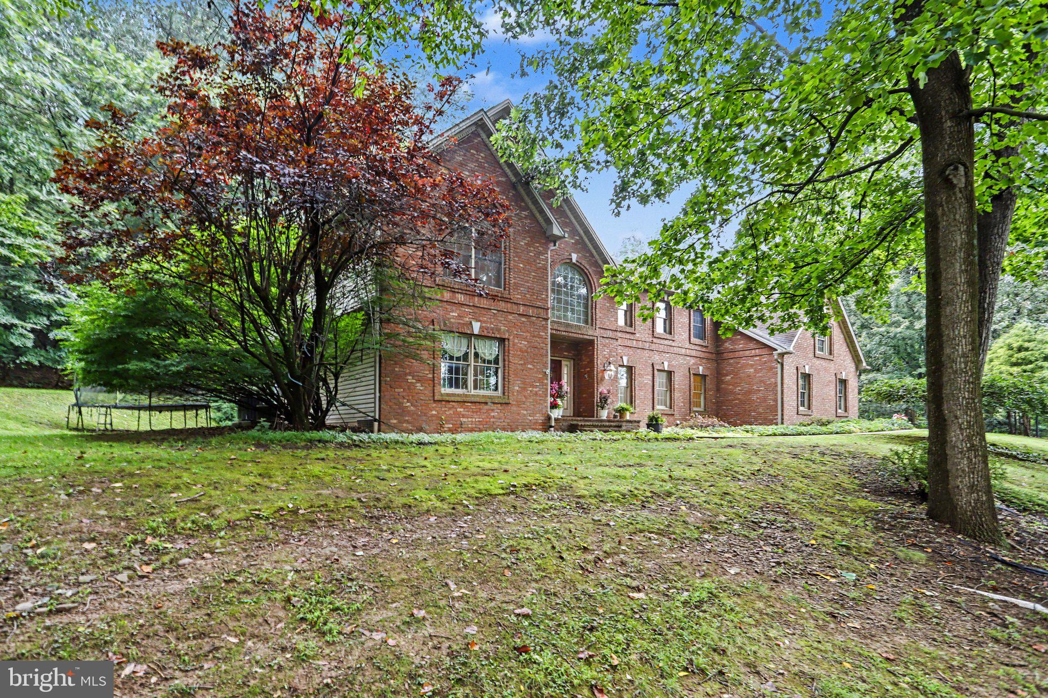 659 Hunters Ln, Lewisberry, PA 17339 photo