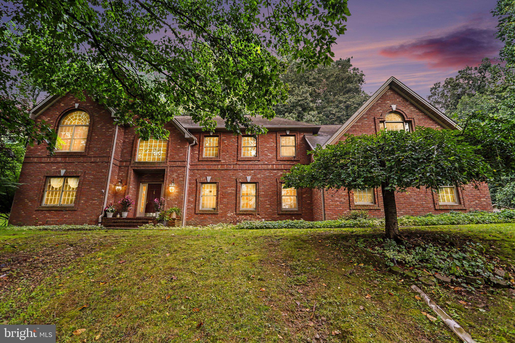 659 Hunters Ln, Lewisberry, PA 17339 photo