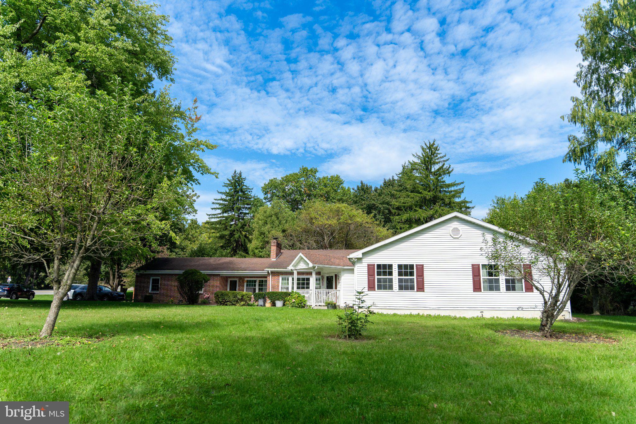 1601 Colonial Rd, Harrisburg, PA 17112