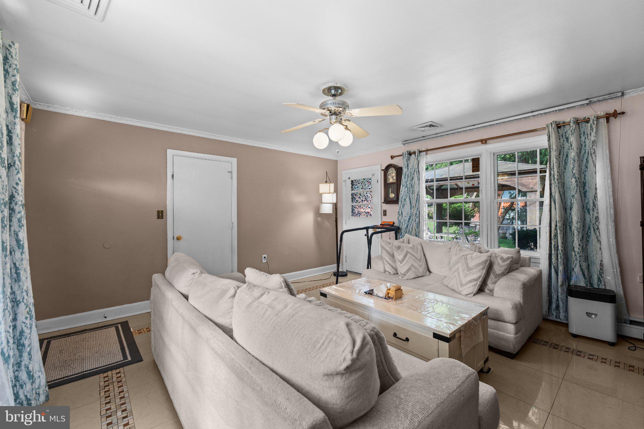 1601 Colonial Rd, Harrisburg, PA 17112 photo