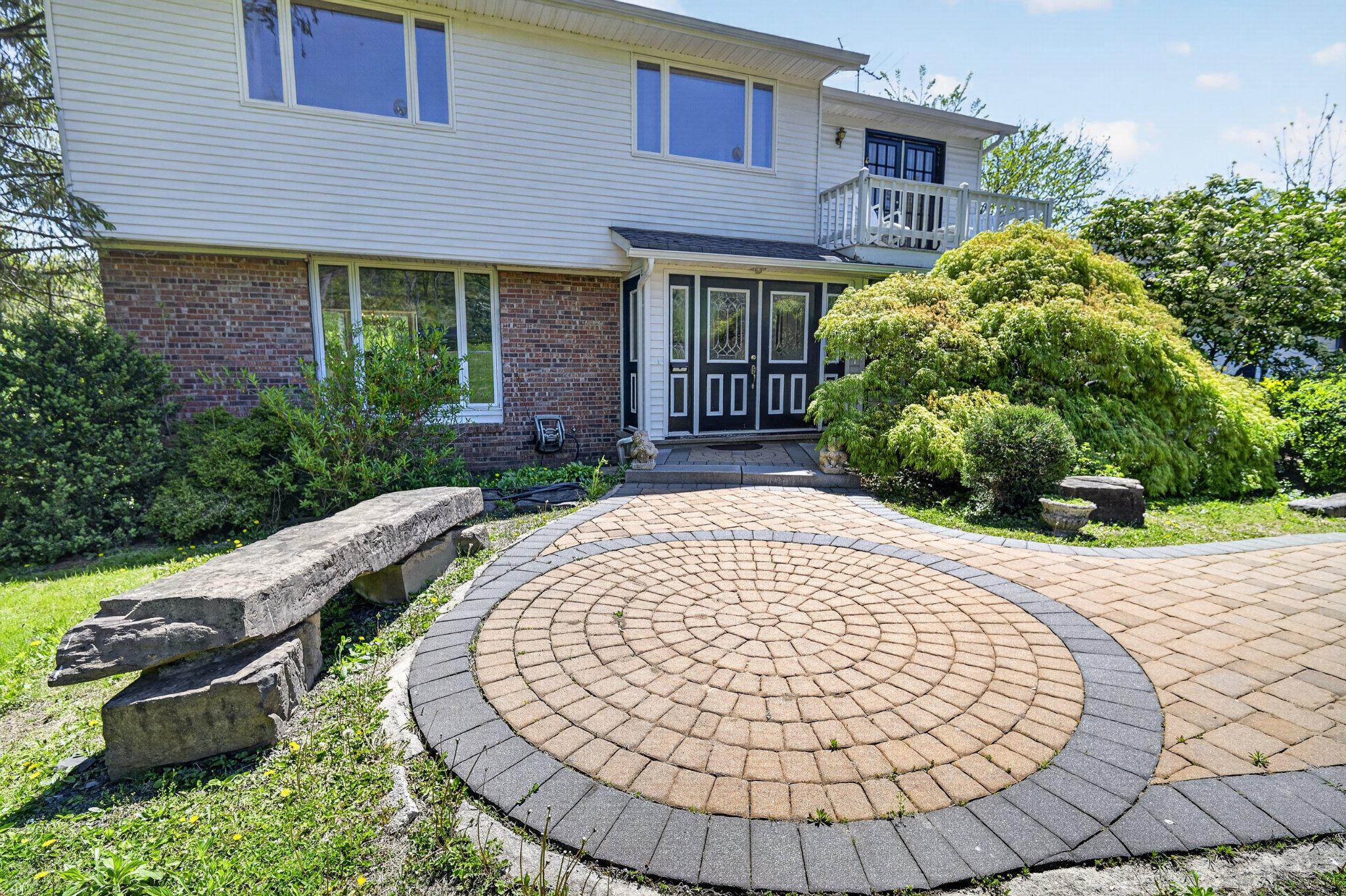 114 Featherbed Ln, Hopewell, NJ 08525 photo