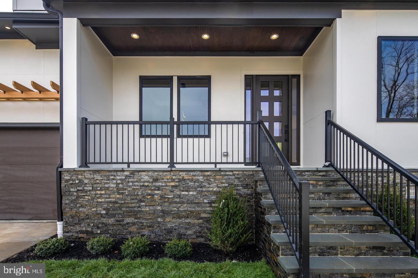 5906 3rd St, Arlington, VA 22204 photo
