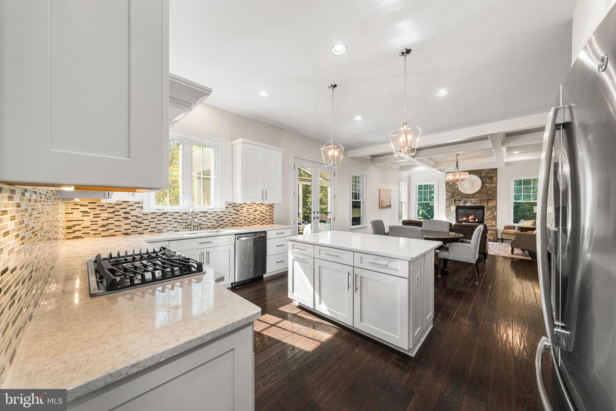 1385 Bishop Crest Ct, Alexandria, VA 22308 photo