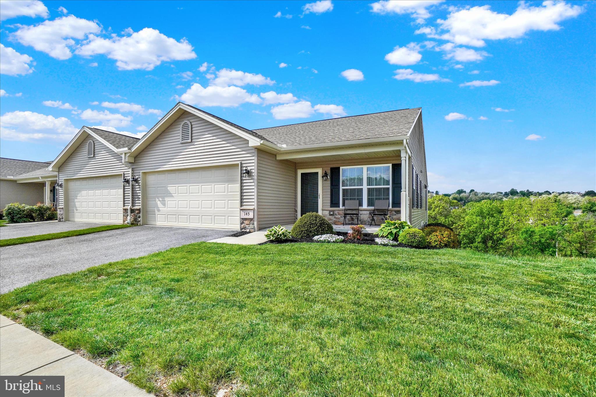 145 Palomino Way #221, Red Lion, PA 17356 photo