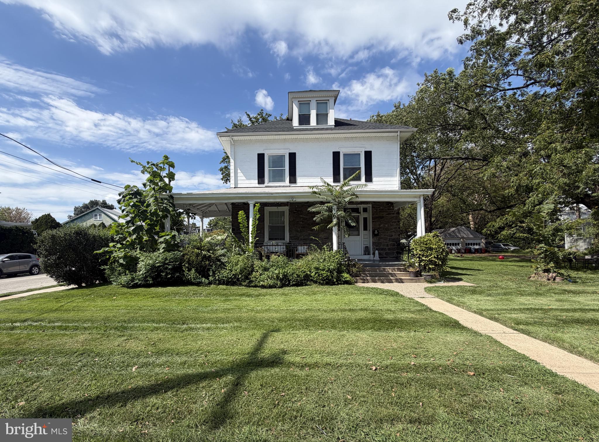 220 Central Ave, Cheltenham, PA 19012