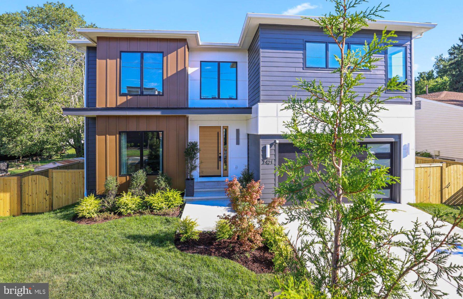 7421 Magarity Rd, Falls Church, VA 22043 photo