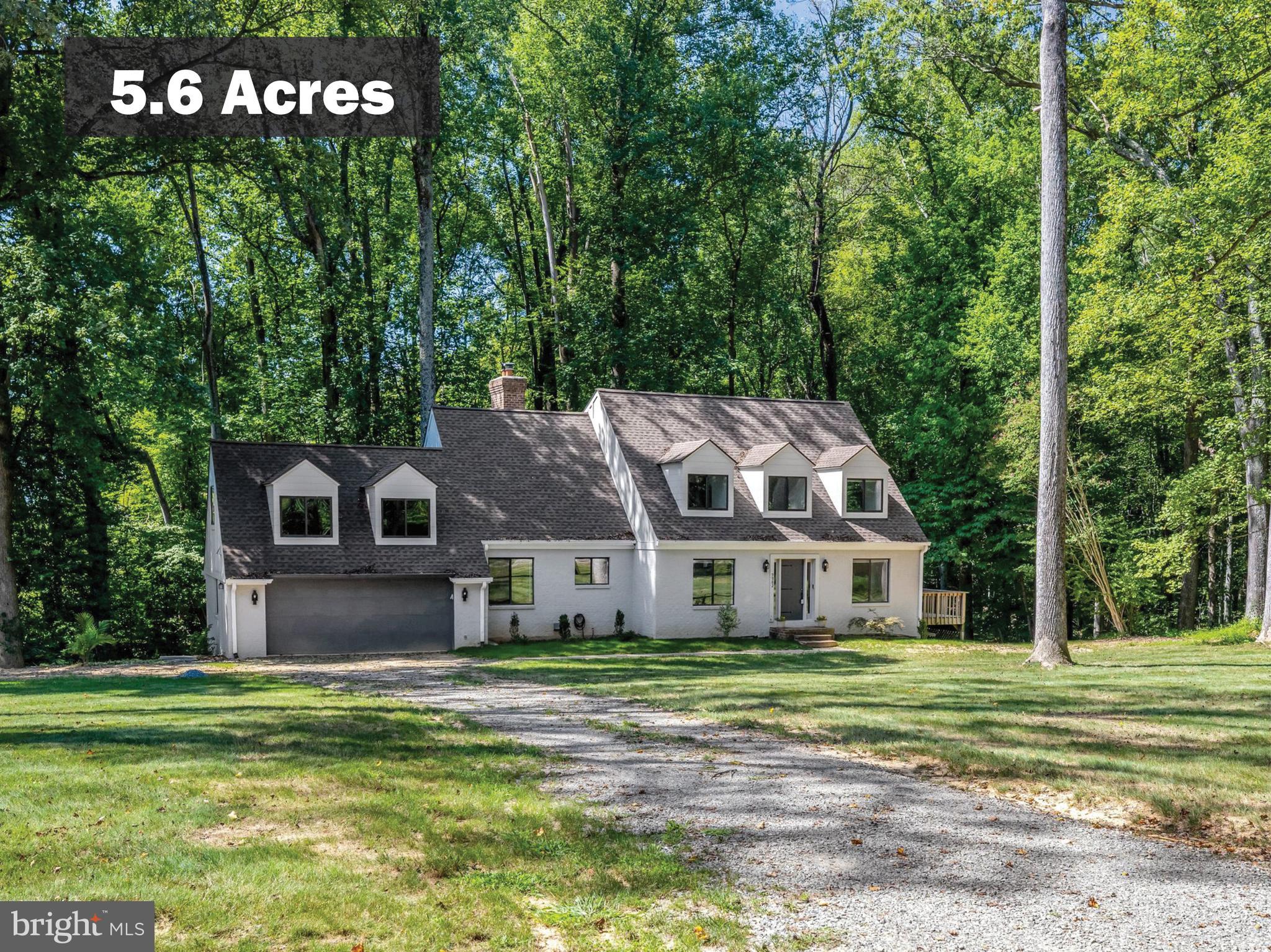 9982 Blackberry Ln, Great Falls, VA 22066