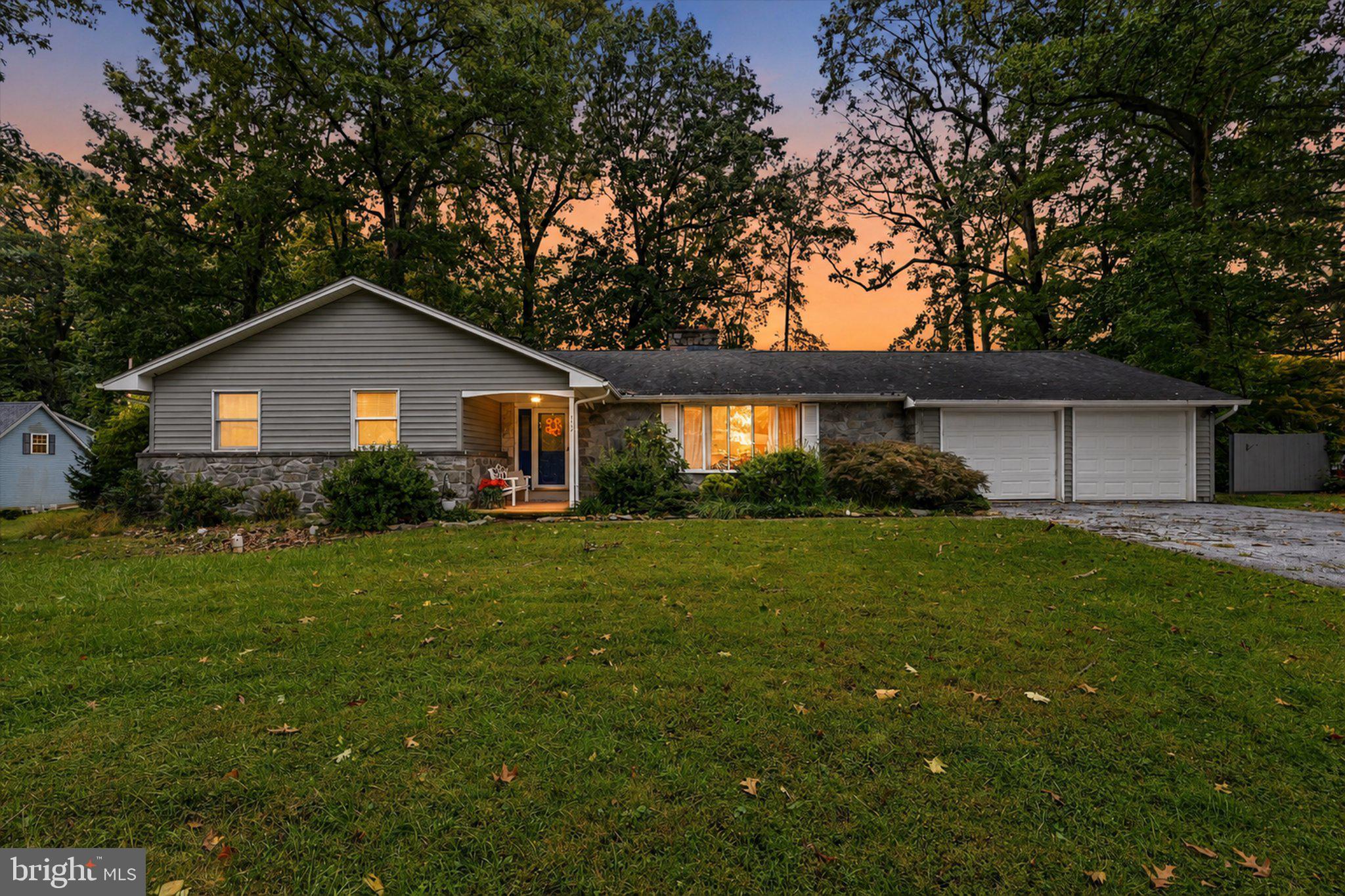 417 Dogwood Ln, Coatesville, PA 19320 photo