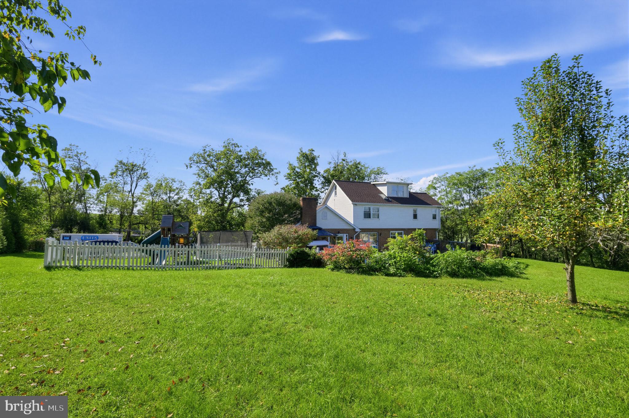 951 Porters Rd, Spring Grove, PA 17362 photo