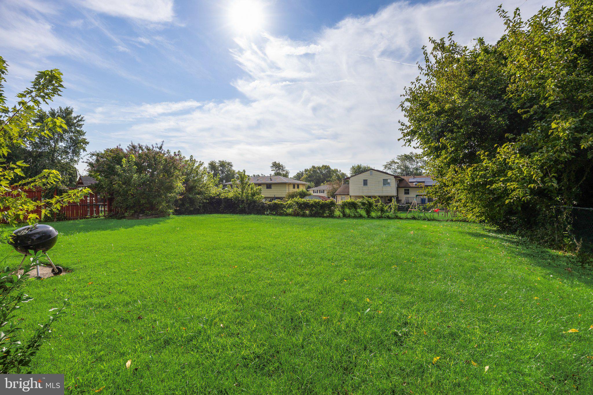 32 Suburban Blvd, Delran, NJ 08075 photo