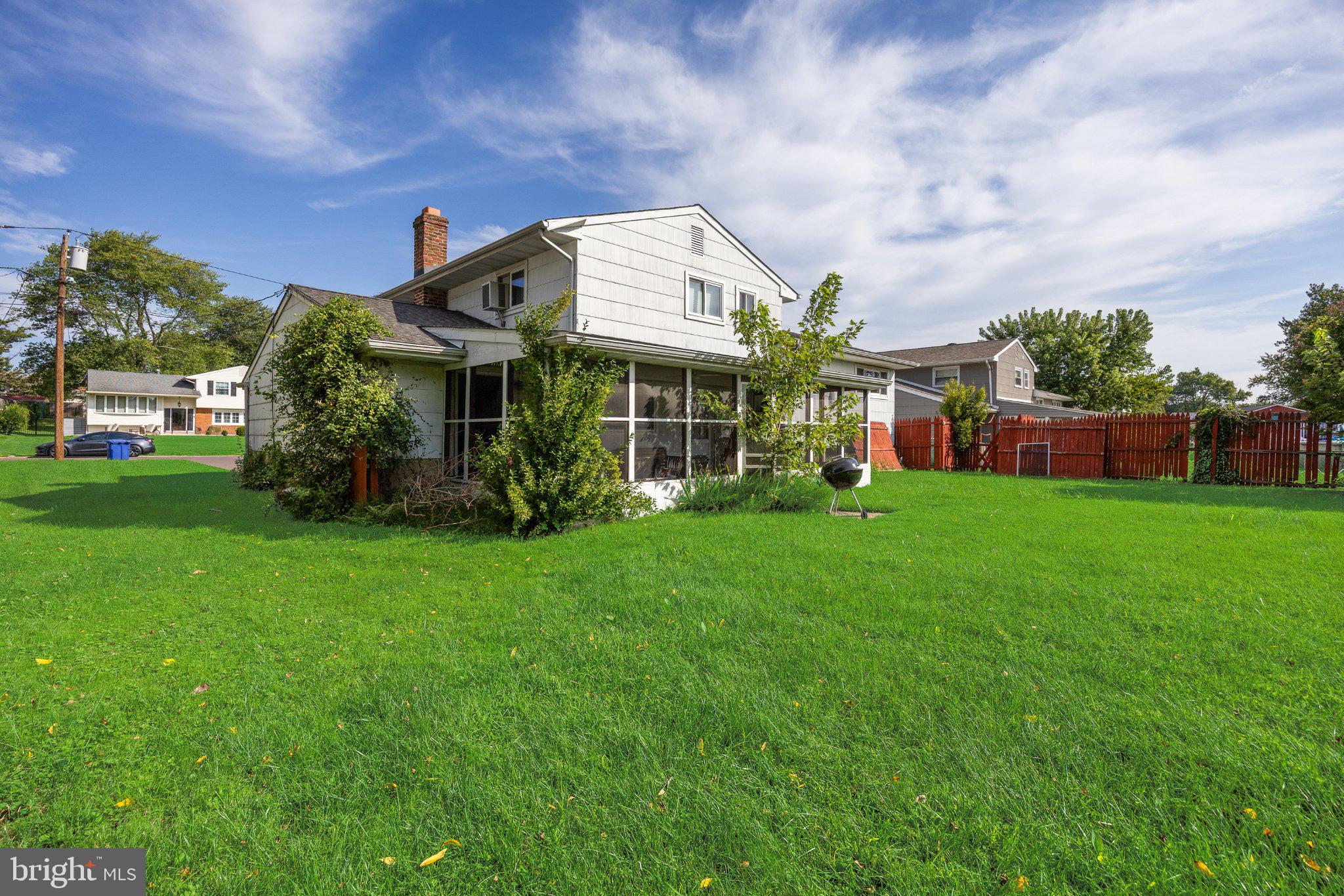 32 Suburban Blvd, Delran, NJ 08075 photo