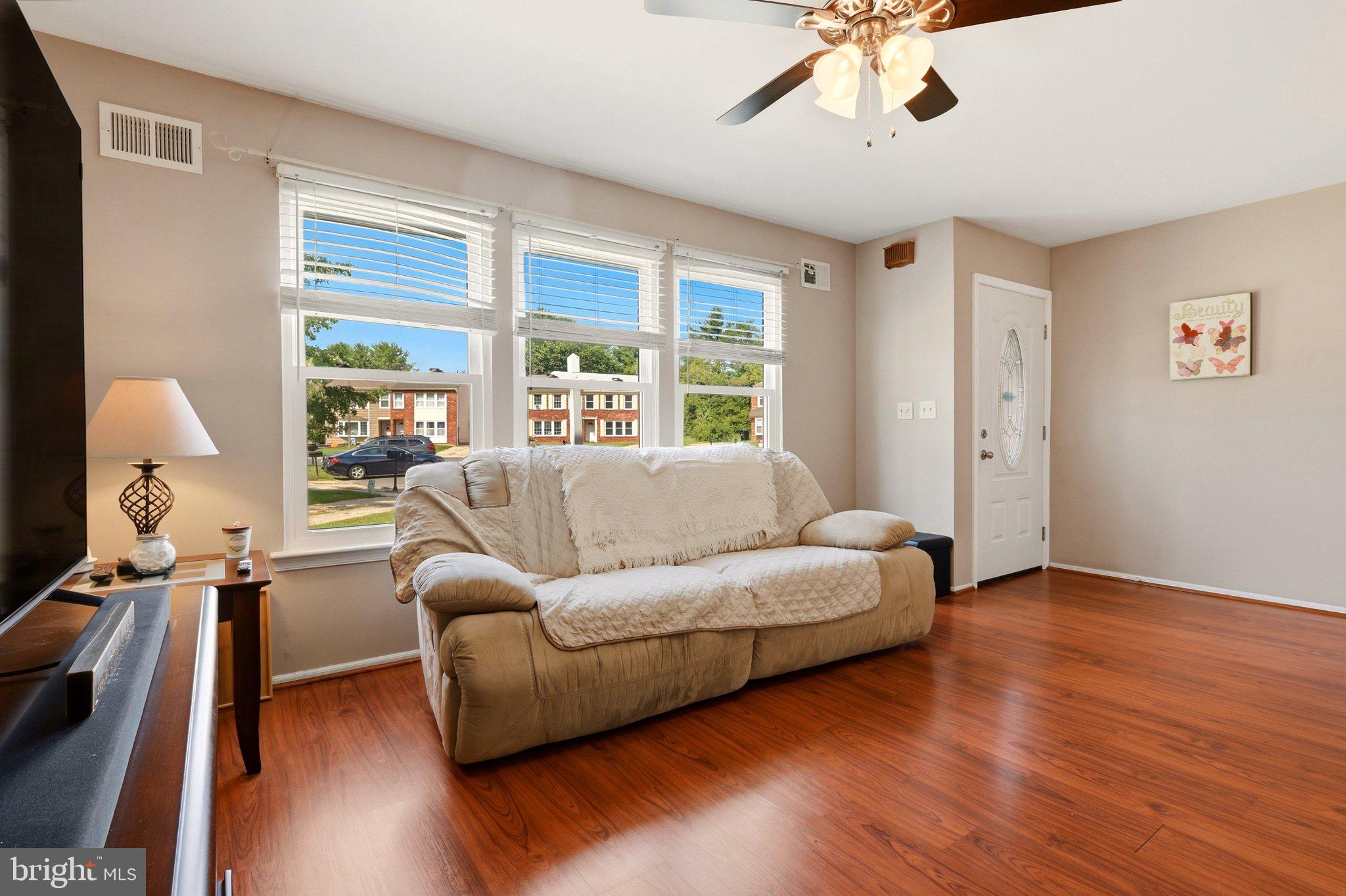 22 Corona Ct, Sewell, NJ 08080 photo