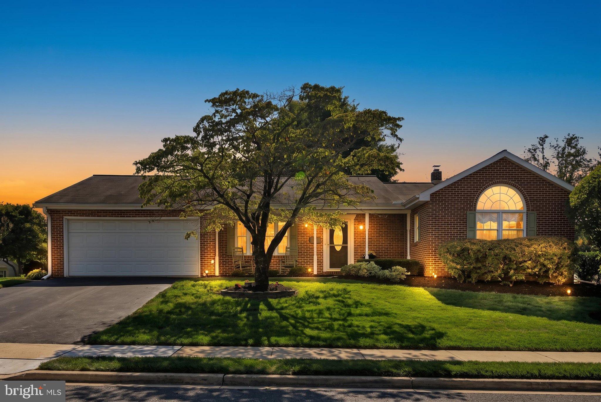 1140 Marie Ave, Ephrata, PA 17522