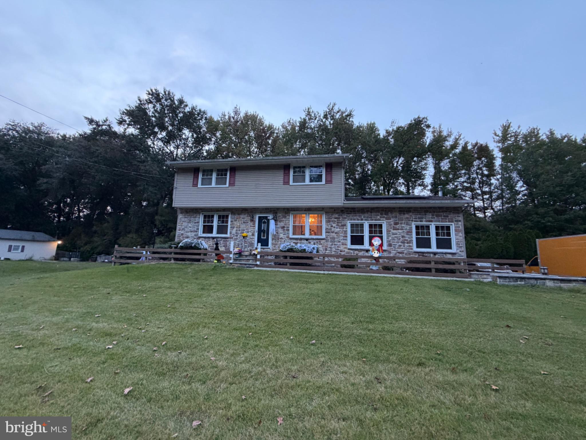 274 Pennsville Auburn Rd, Carneys Point, NJ 08069