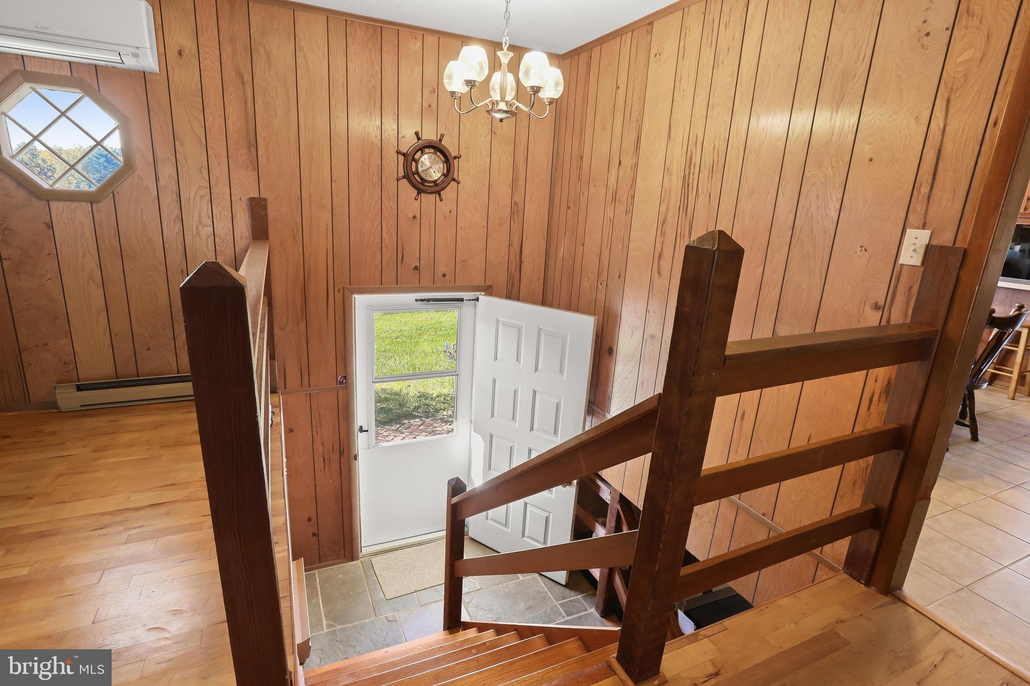 2434 Snydersburg Rd, Hampstead, MD 21074 photo