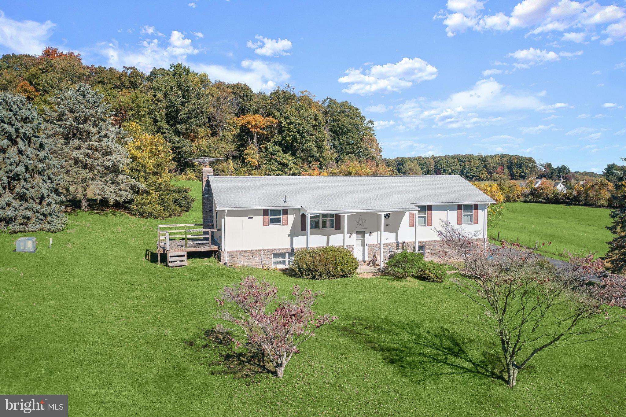 2434 Snydersburg Rd, Hampstead, MD 21074 photo