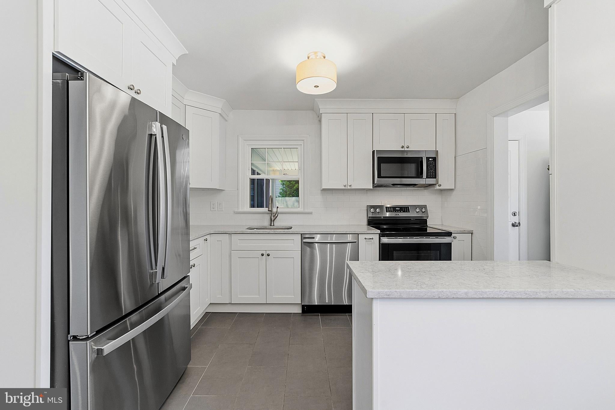 217 Nancy Ln, Ewan, NJ 08638 photo