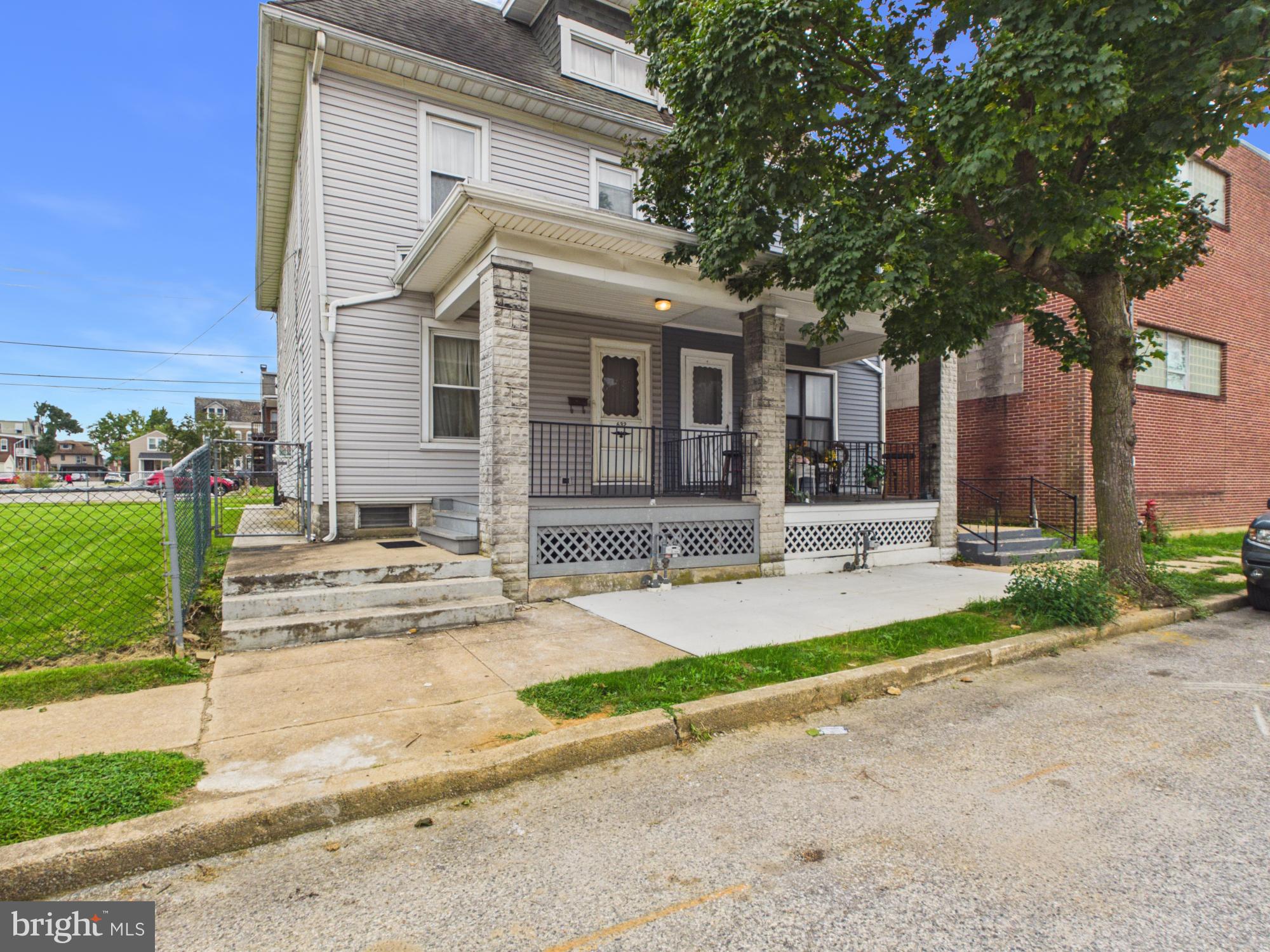 632 York St, York, PA 17403 photo