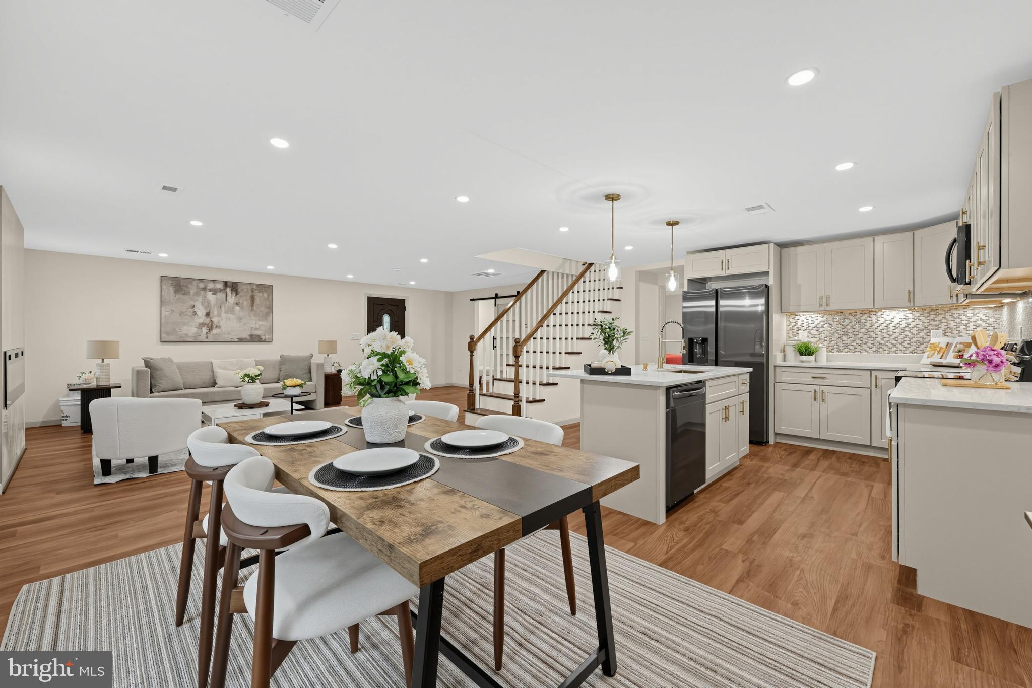 4109 Mill Rd, Alexandria, VA 22309