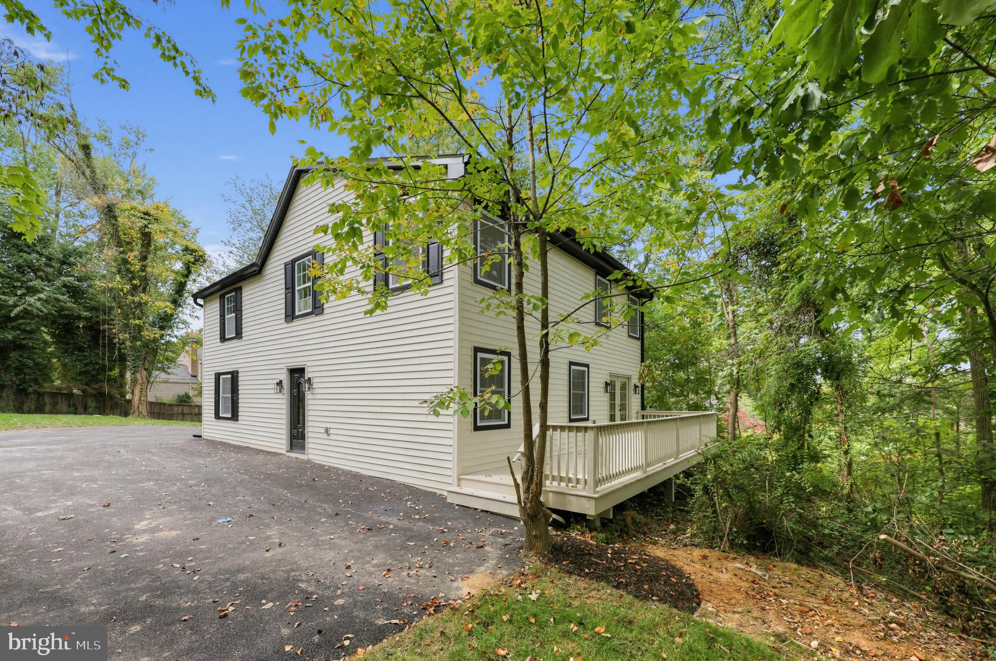 4109 Mill Rd, Alexandria, VA 22309 photo