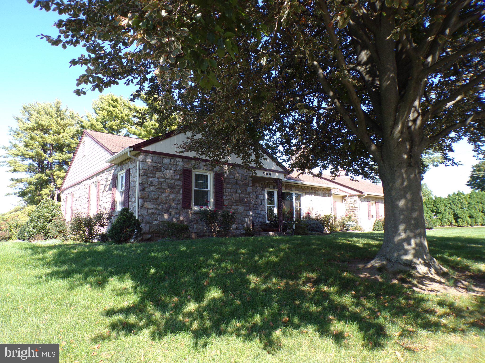 309 Hain Ave, Reading, PA 19605 photo
