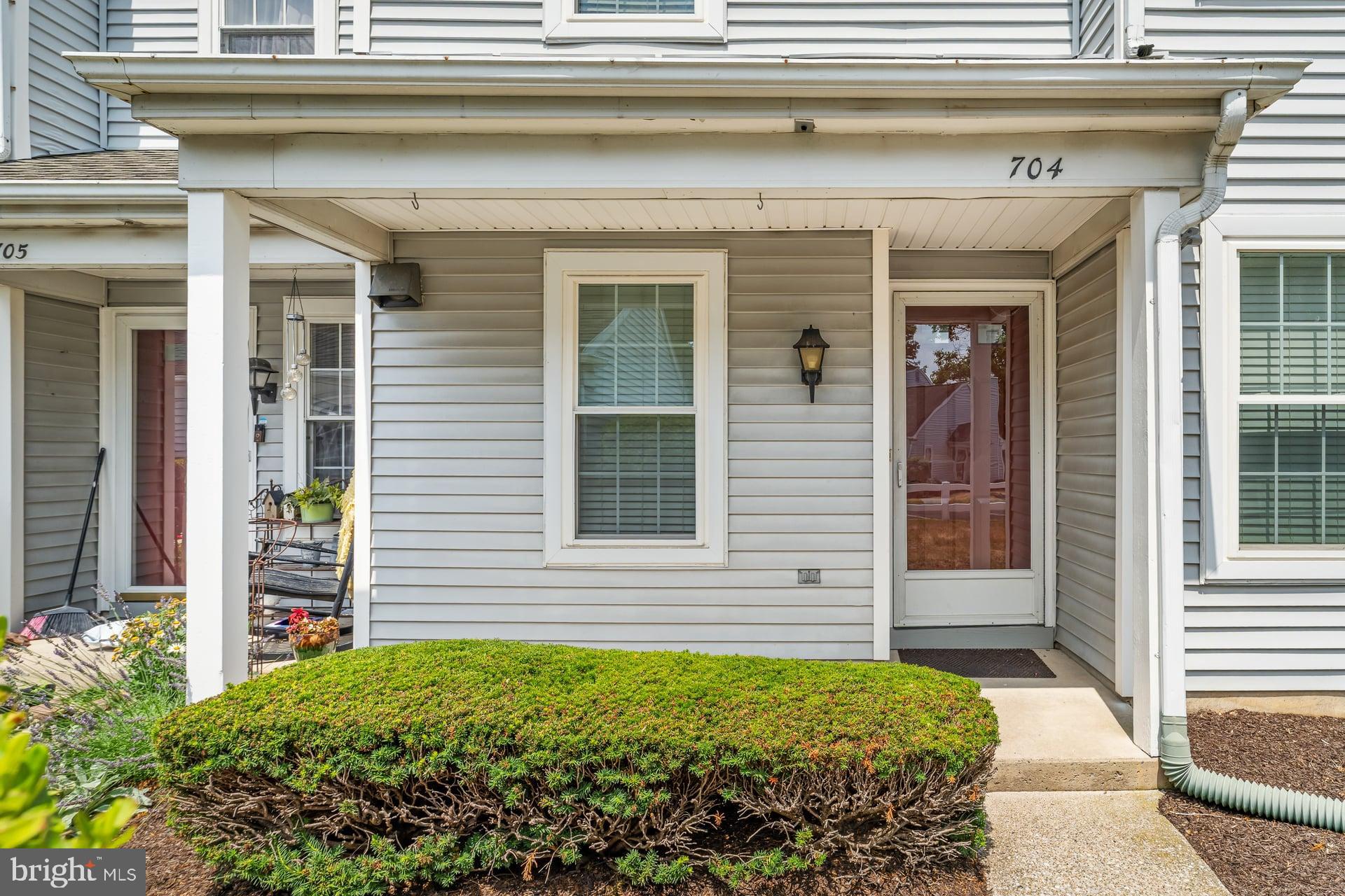 704 Cambridge Ct #U 0037, Palmyra, PA 17078 photo
