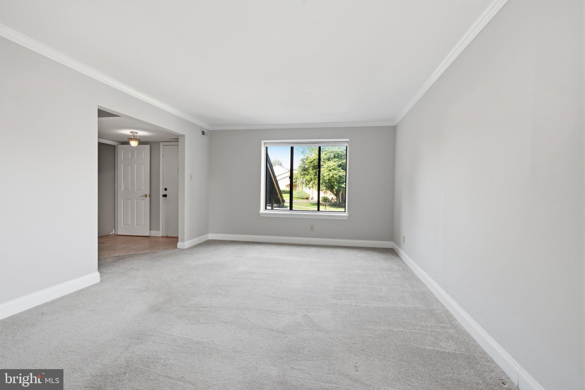 144 Golf Club Dr, Langhorne, PA 19047 photo