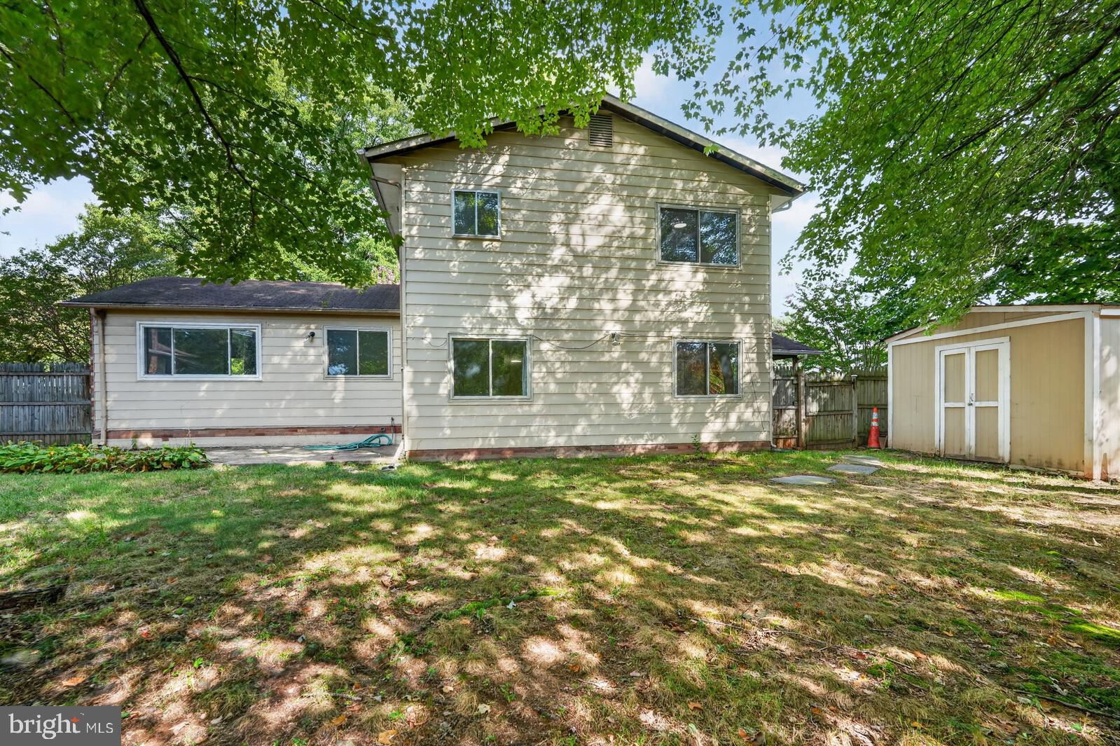 405 Winterthur Ct, Silver Spring, MD 20904 photo